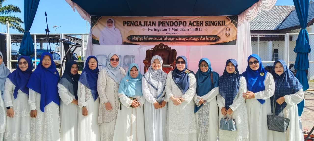 Dharmayukti Karini Cabang Singkil Hadiri Pengajian di Pendopo Bupati Aceh Singkil